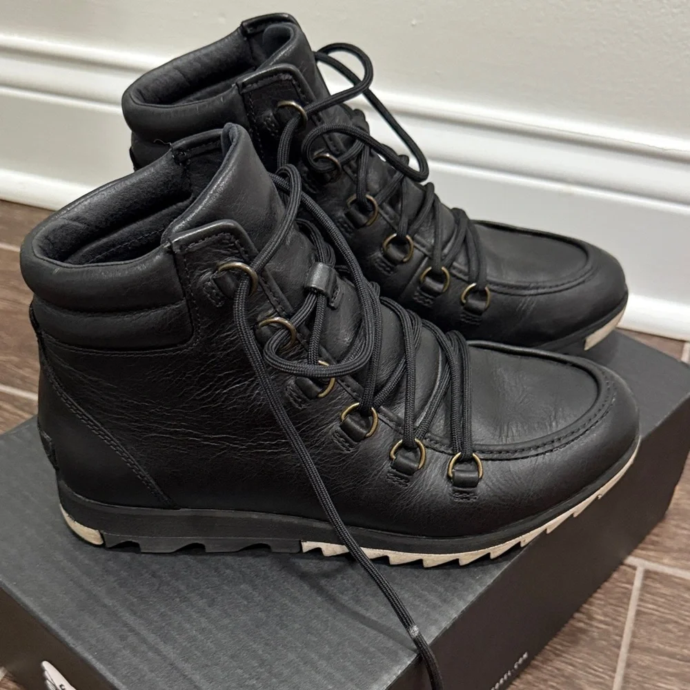 Sorel Black Leather Lace-Up Boots - Picture 8 of 11